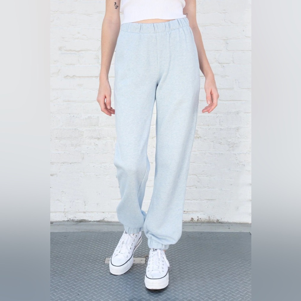Brandy Melville Rosa Sweatpants